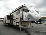 15 Coachmen Chaparral