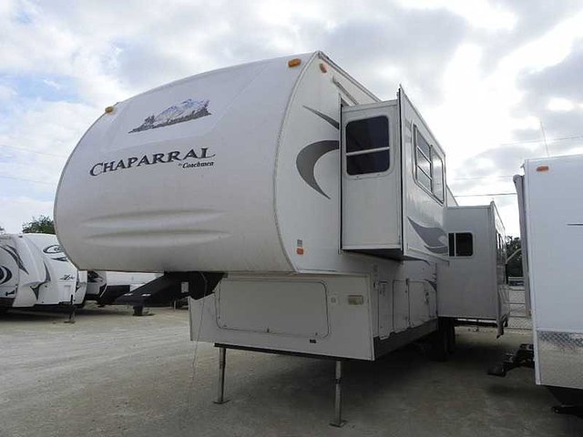 2007 Coachmen Chaparral Photo