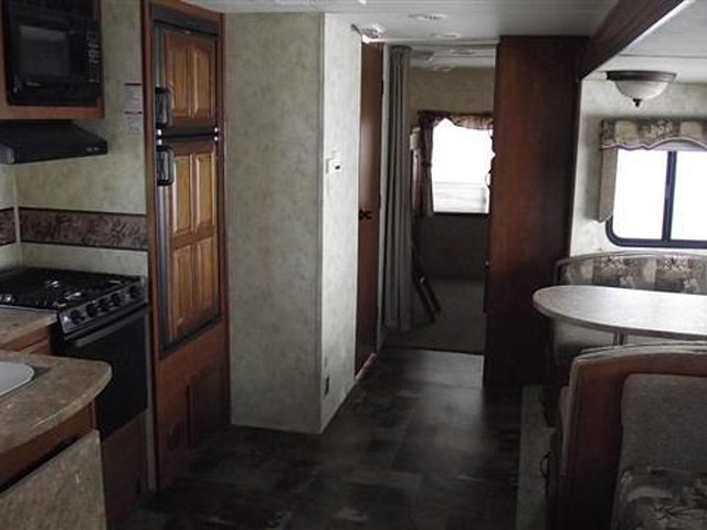 2011 Coachmen Chaparral Photo