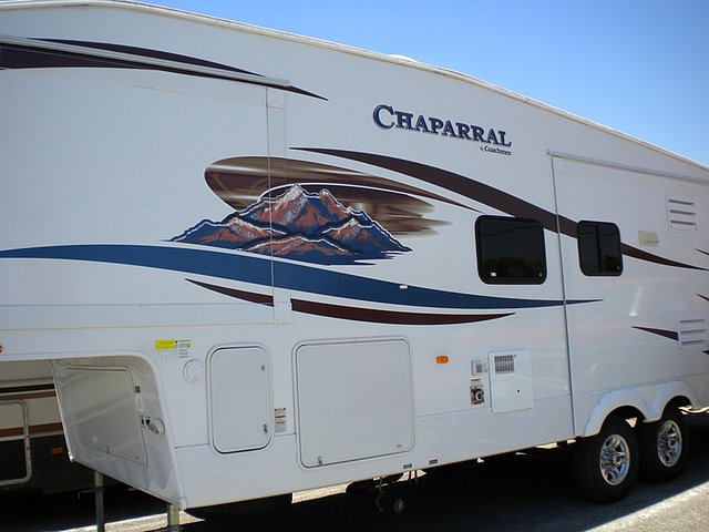 2010 Coachmen Chaparral Photo