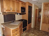 2009 Coachmen Chaparral Photo #5