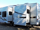 2008 Coachmen Chaparral Photo #3
