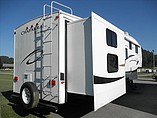 2009 Coachmen Chaparral Photo #4