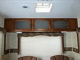 2011 Coachmen Chaparral Photo #12