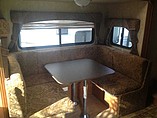 2009 Coachmen Chaparral Photo #4