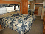 2006 Coachmen Chaparral Lite Photo #8