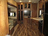 2015 Coachmen Chaparral Lite Photo #13