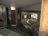 2015 Coachmen Chaparral Lite Photo #14