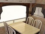 2006 Coachmen Chaparral Photo #11