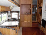 2003 Coachmen Chaparral Photo #9