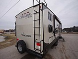 2015 Coachmen Chaparral X-Lite Photo #5