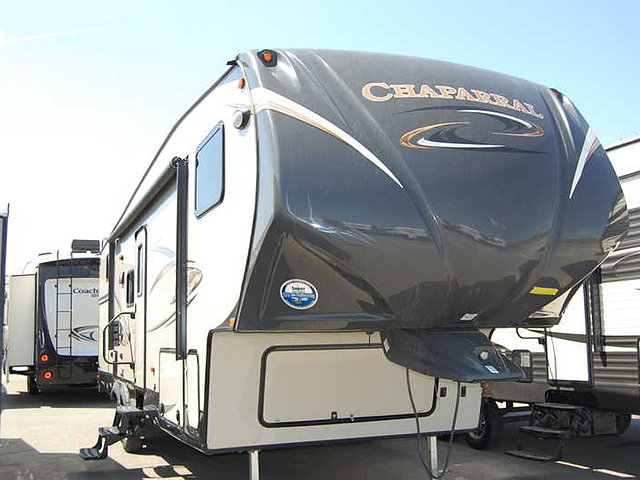 2014 Coachmen Chaparral Lite Photo