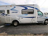 2004 Coachmen Concord Photo #3