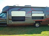 2004 Coachmen Concord Photo #3
