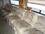 2004 Coachmen Concord Photo #9