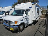 2005 Coachmen Concord Photo #2