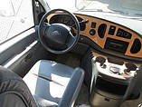 2005 Coachmen Concord Photo #11