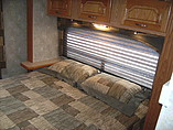 2005 Coachmen Concord Photo #16