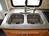 2006 Coachmen Concord Photo #21