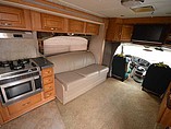 2007 Coachmen Concord Photo #9