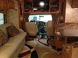 2006 Coachmen Concord Photo #3