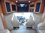 2013 Coachmen Concord Photo #5