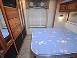 2013 Coachmen Concord Photo #9