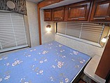 2013 Coachmen Concord Photo #10