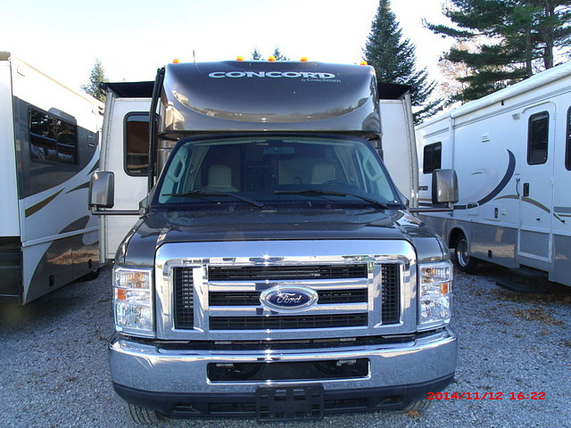 2011 Coachmen Concord Photo