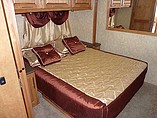 2013 Coachmen Encounter Photo #18
