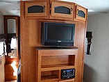 2011 Coachmen Freedom Photo #5