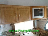2005 Coachmen Freedom Photo #19