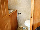 2009 Coachmen Freedom Express Photo #15