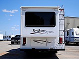 2009 Coachmen Freedom Express Photo #17