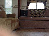 2011 Coachmen Freedom Express Photo #6
