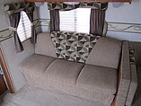 2011 Coachmen Freedom Express Photo #9