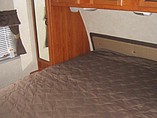 2011 Coachmen Freedom Express Photo #16