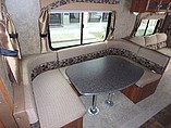 2014 Coachmen Freedom Express Photo #11