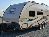 2015 Coachmen Freedom Express Photo #4