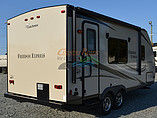 2015 Coachmen Freedom Express Photo #8