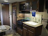 2015 Coachmen Freedom Express Photo #15