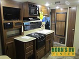 2015 Coachmen Freedom Express Photo #6