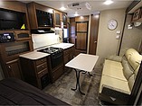 2015 Coachmen Freedom Express Photo #9