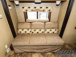2016 Coachmen Freedom Express Photo #6