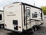 2016 Coachmen Freedom Express Photo #19