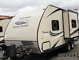 2016 Coachmen Freedom Express Photo #22