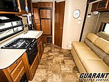 2016 Coachmen Freedom Express Photo #4