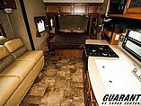 2016 Coachmen Freedom Express Photo #5