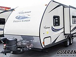 2016 Coachmen Freedom Express Photo #22
