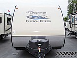 2016 Coachmen Freedom Express Photo #23